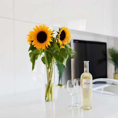 Krawiecka 3 - Merilyn Monroe Style - 5 People * Wrocław